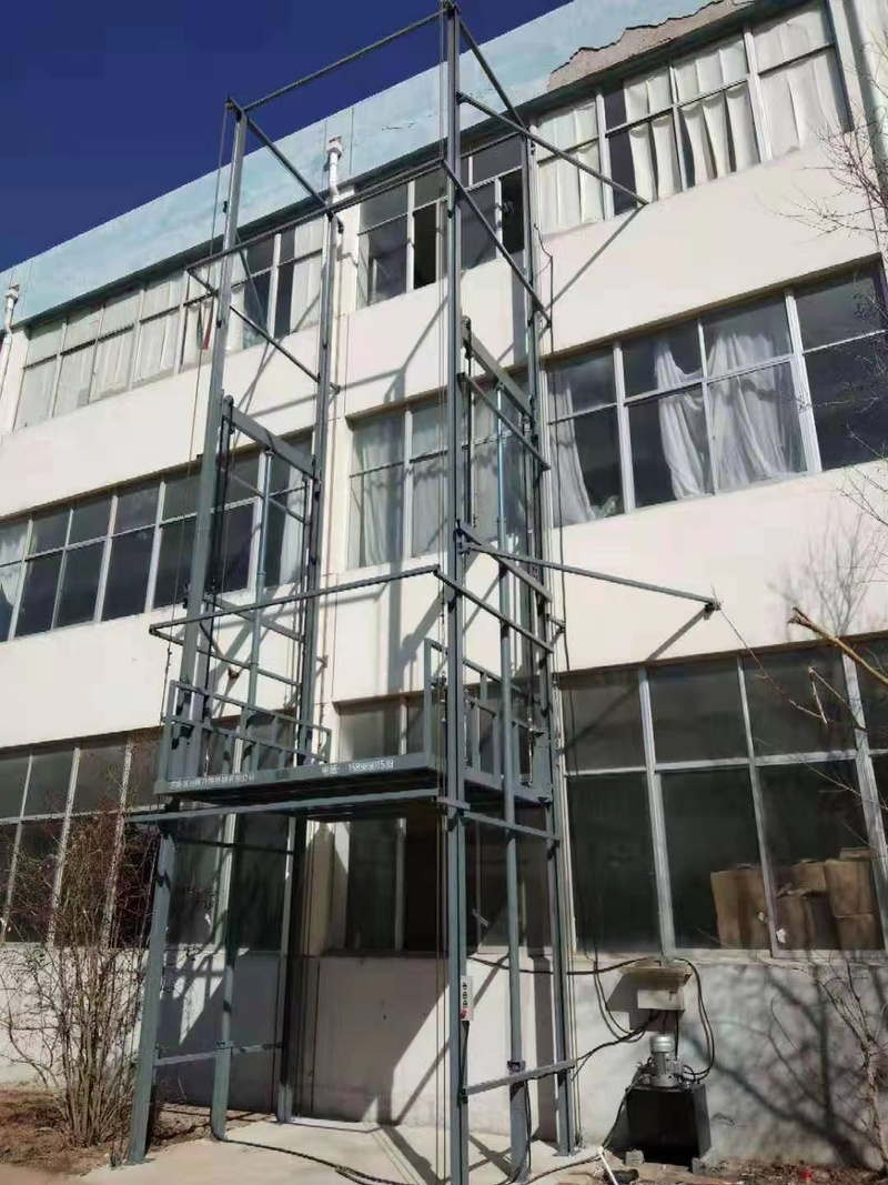 巴音郭楞室外贴墙货梯